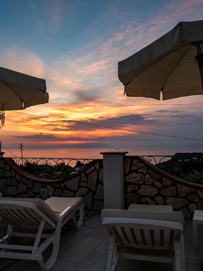 Bed and Breakfast Casa Astra à Anacapri  Extérieur photo